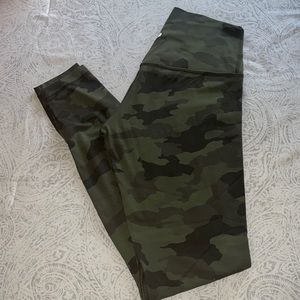 Camo Lululemon Align leggings